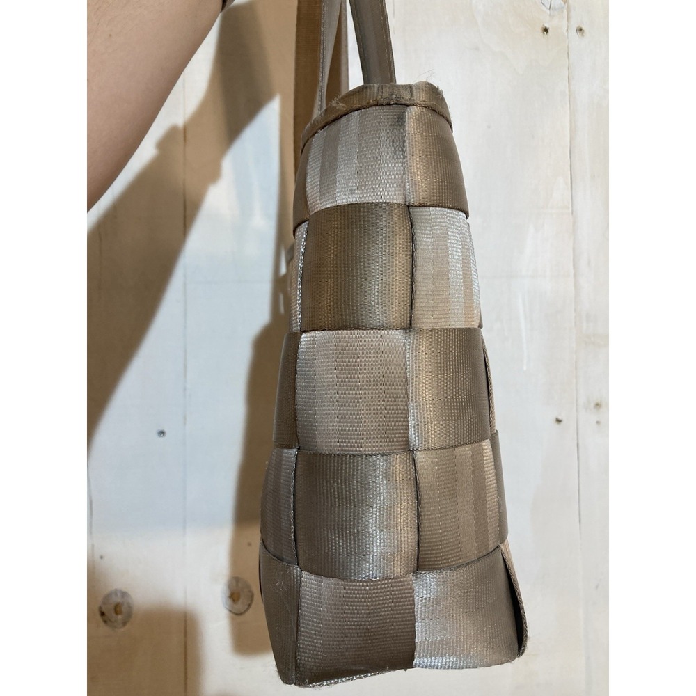 Y2K Vintage Harveys Seatbelt Bag Woven Tote Champagne Taupe Metallic Shoulder - Picture 8 of 9
